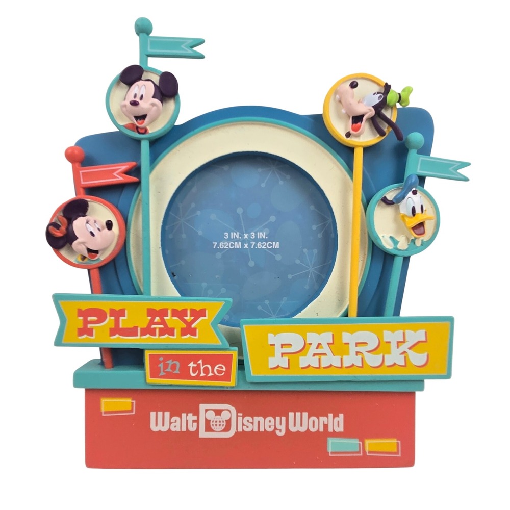 Disney World Play in the Park Photo Frame Mickey Minnie Goofy Donald Holds 3x3